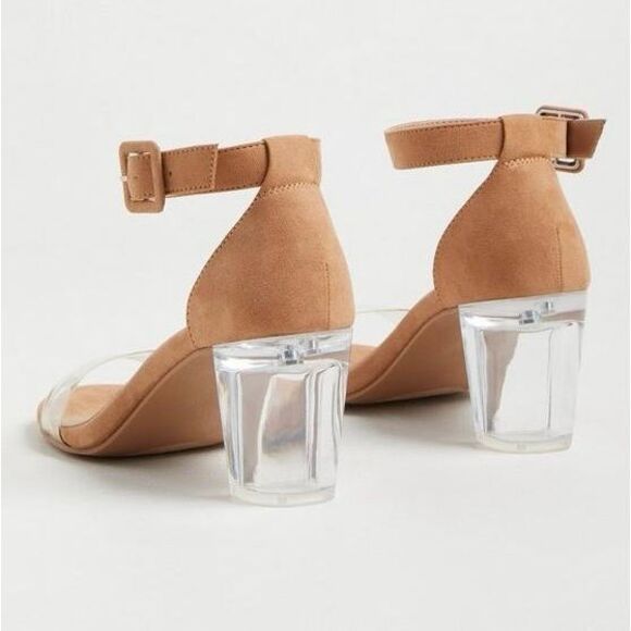 NWT SZ 8W Torrid Translucent Block Heel Adjustable Ankle Strap Sandal in Tan Sue - Picture 3 of 8